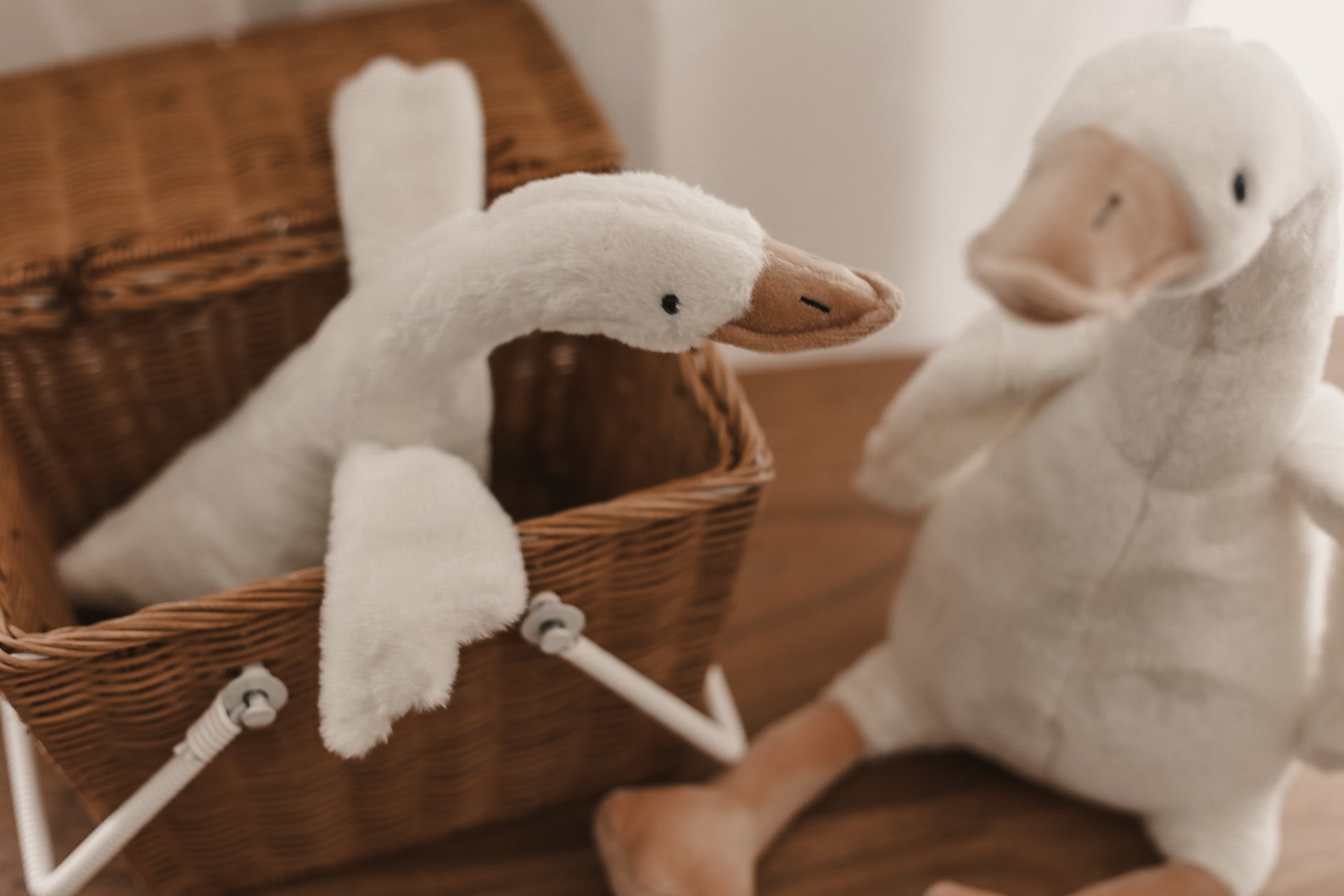 Goose plush toy online